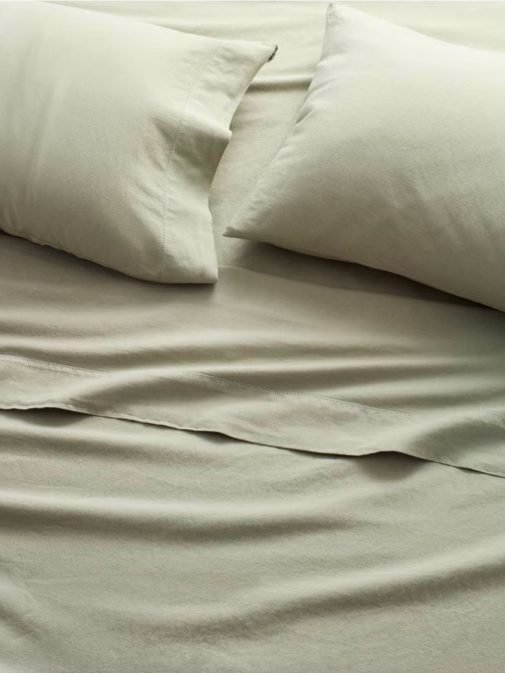 Garnet Hill Relaxed Organic Linen Solid Queen Sage Green Sheet Set